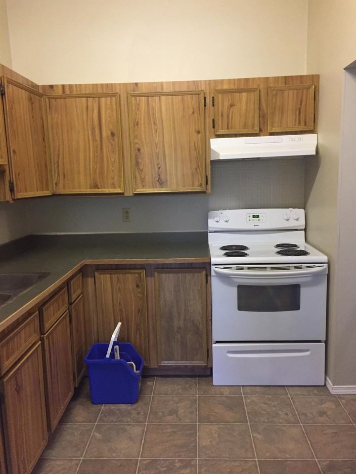 4205S 46 St #1 - Photo 3 of 10