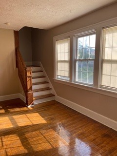 120 E Kelso Rd #1 - Photo 2 of 23
