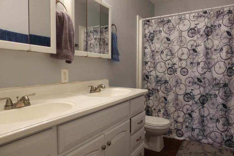 8807 Washburn St #B - Photo 2 of 11