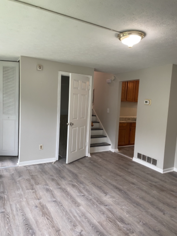 8605 Bost Ln - Photo 2 of 28