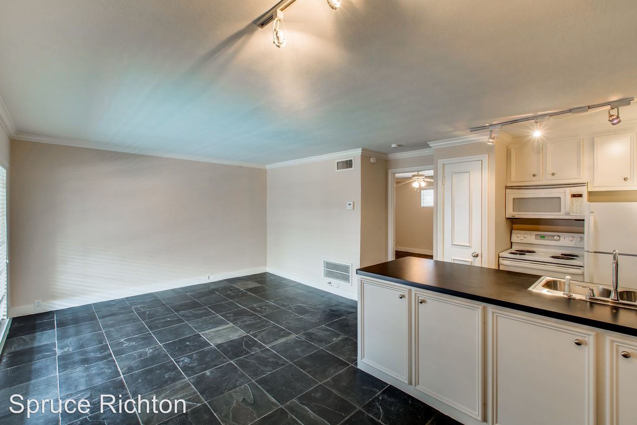 2322 Richton St - Photo 2 of 2