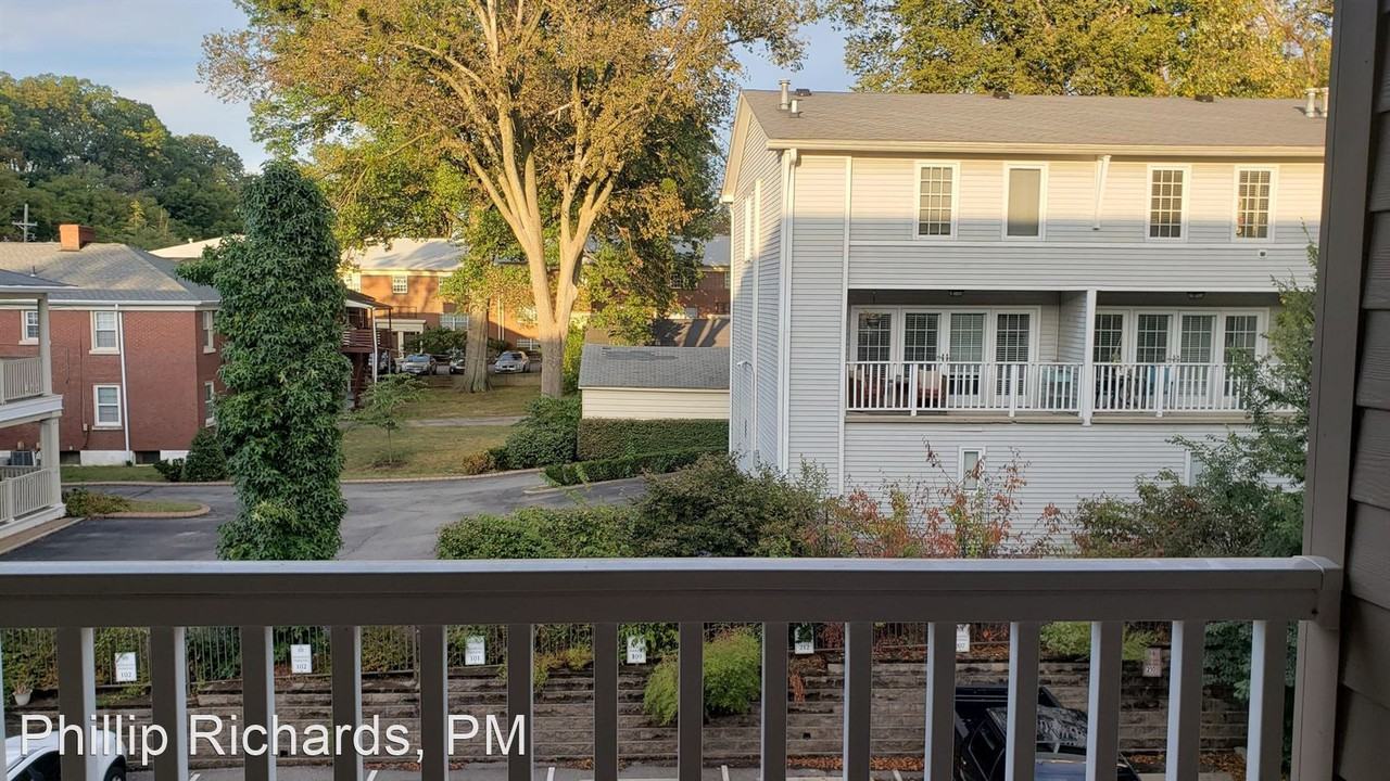 2320 Grinstead Drive - Photo 3 of 28