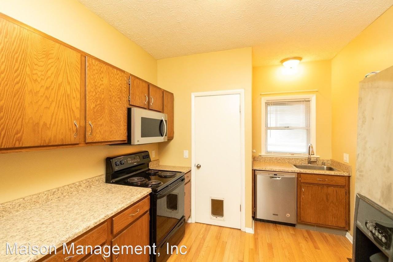 461 Averill Ave - Photo 2 of 12