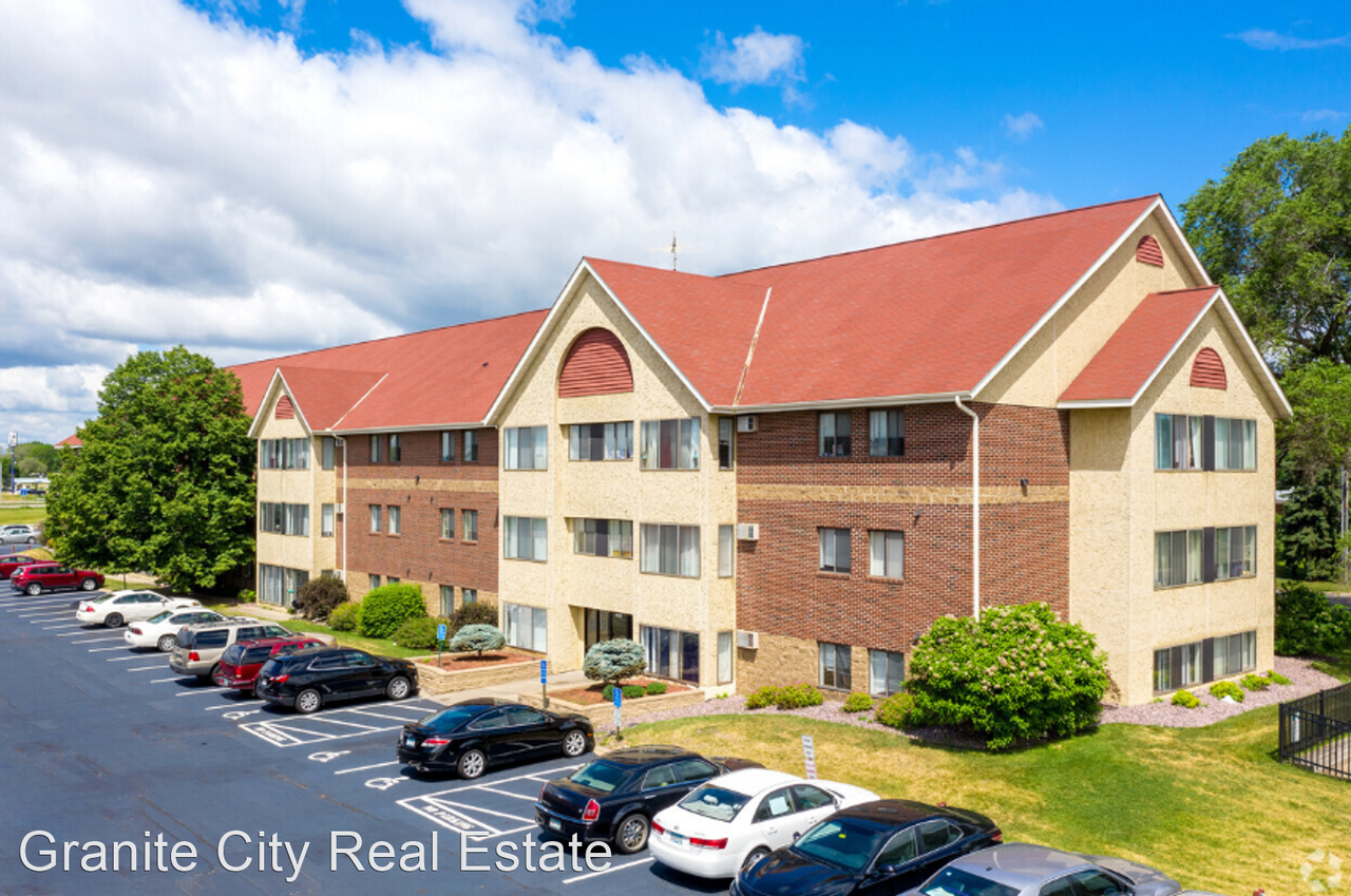 1100, 1200 E Division St - Photo 3 of 50