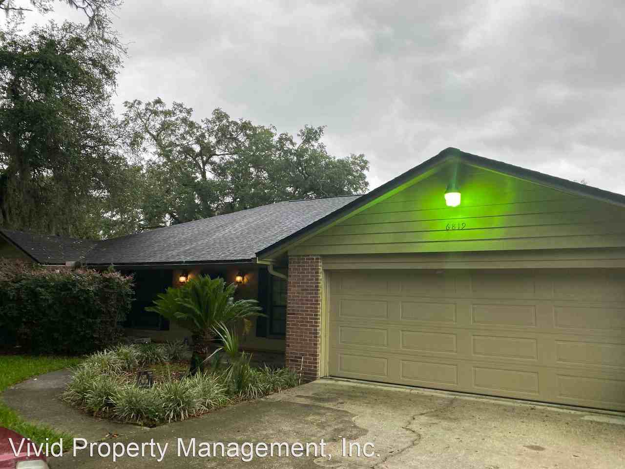 6819 Mcmullin St - Photo 2 of 28