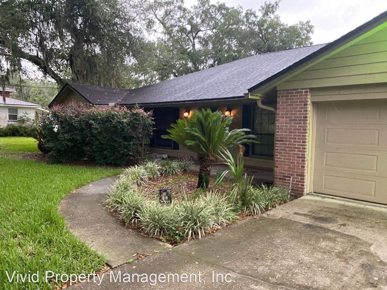 6819 Mcmullin St - Photo 3 of 28