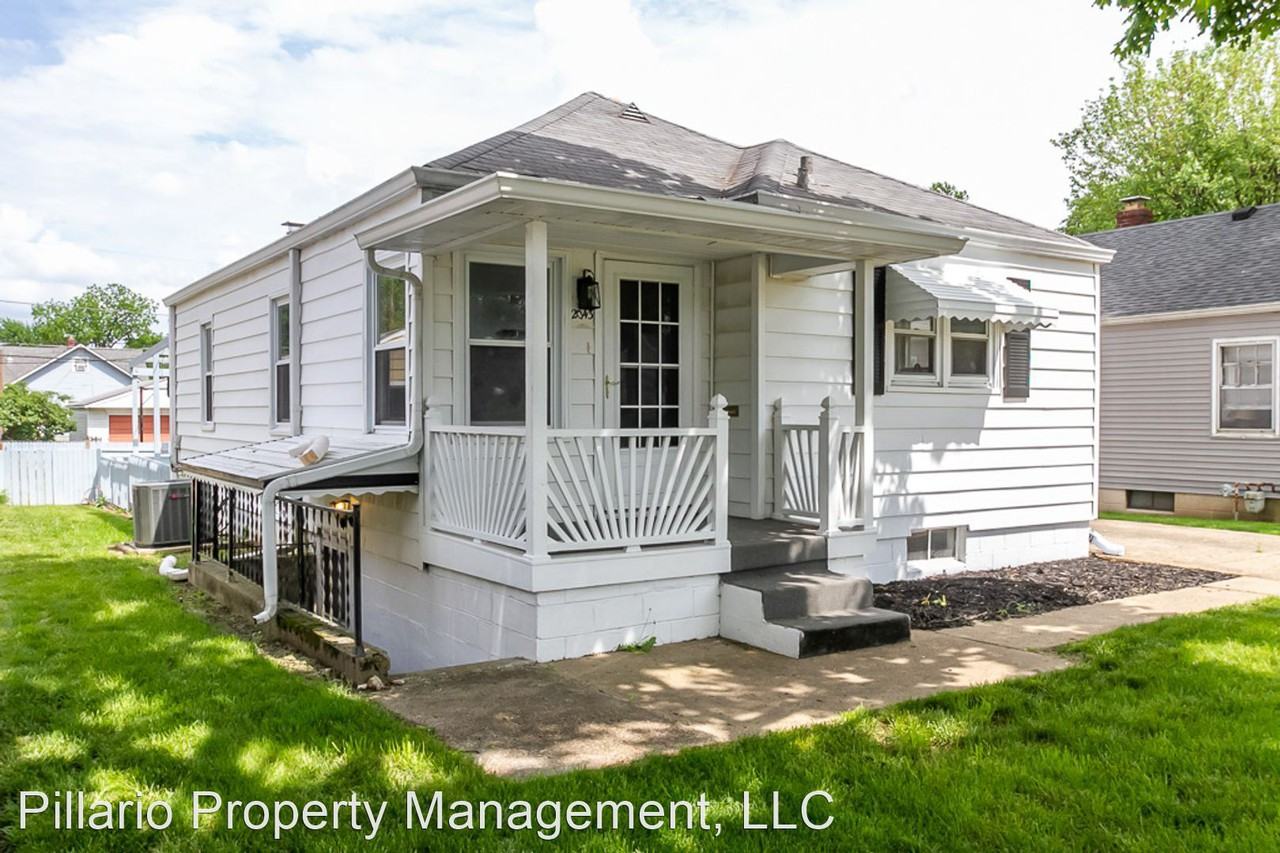 2043 Gerrard Ave - Photo 2 of 23