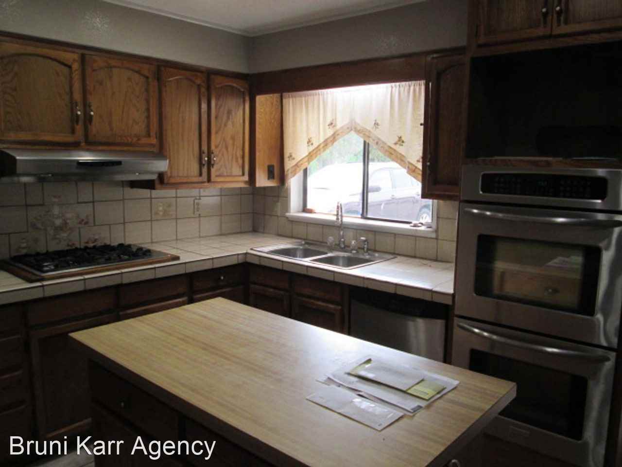 3500 Georgia St Ne - Photo 2 of 9