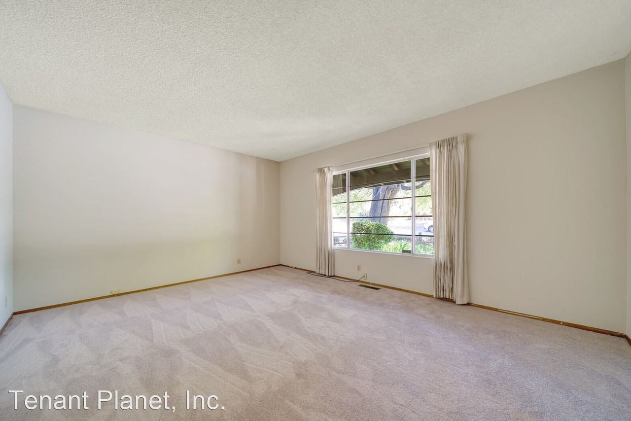 3303 Parkhaven Dr - Photo 2 of 42