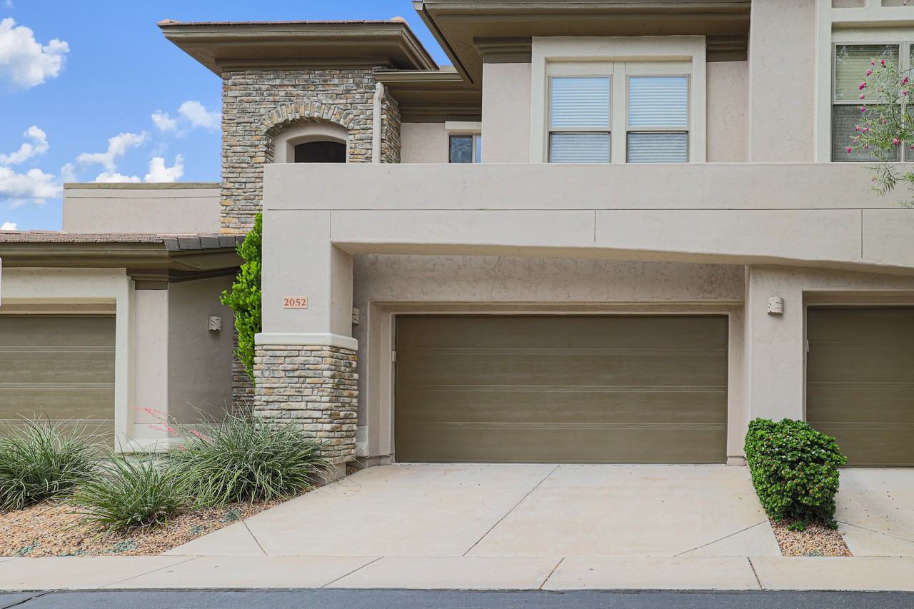 20121 North 76th Street #2052 - Photo 2 of 27