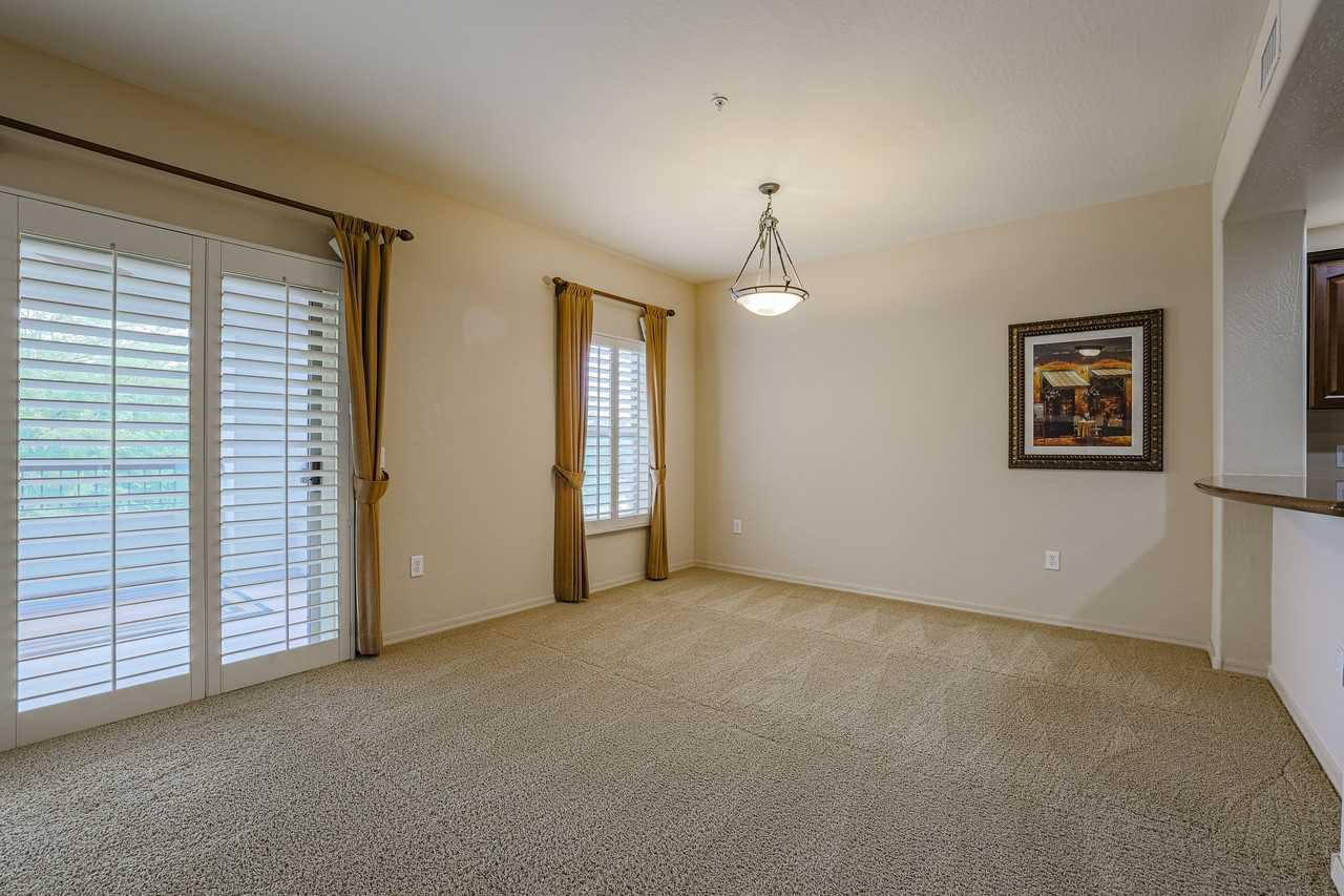 20121 North 76th Street #2052 - Photo 5 of 27