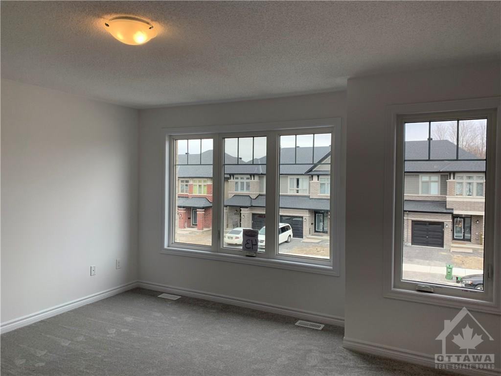 1035 Cedar Creek Dr - Photo 2 of 17