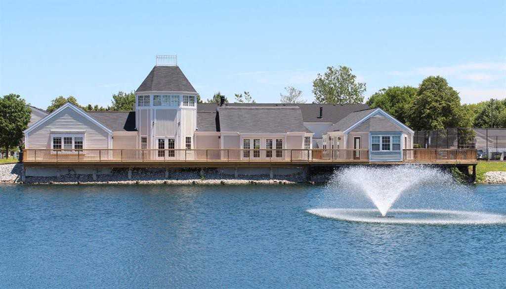 Astoria Park Apartments - Photo 2 of 36