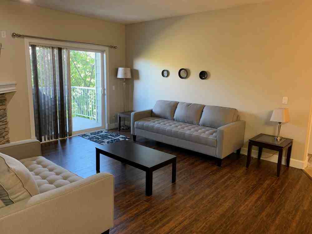 9918 Apartment - Photo 2 of 21