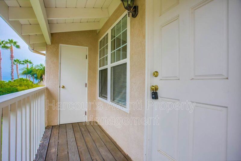 1844 Dora Dr - Photo 5 of 20
