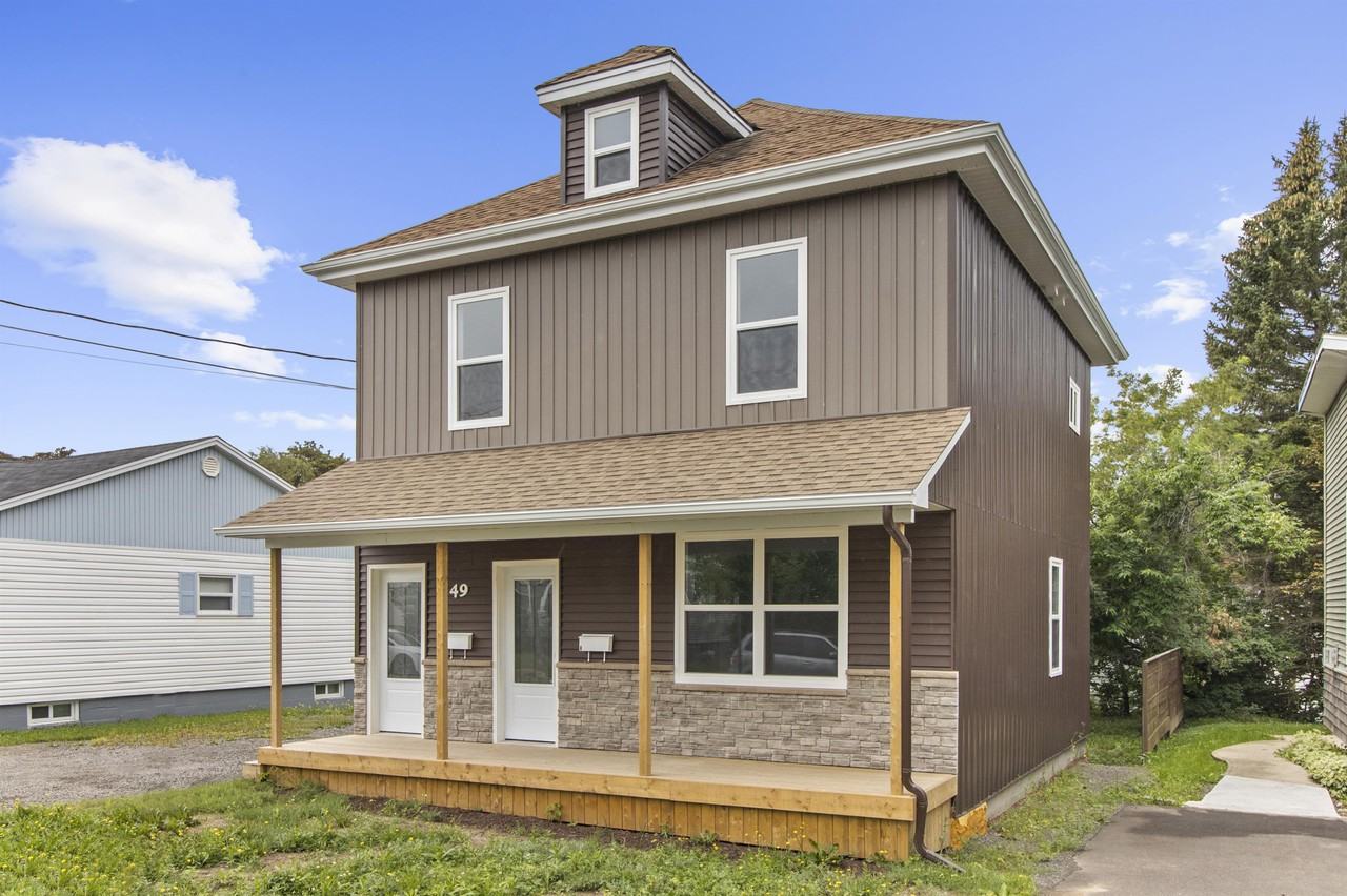 49 Bath St #B - Photo 2 of 11