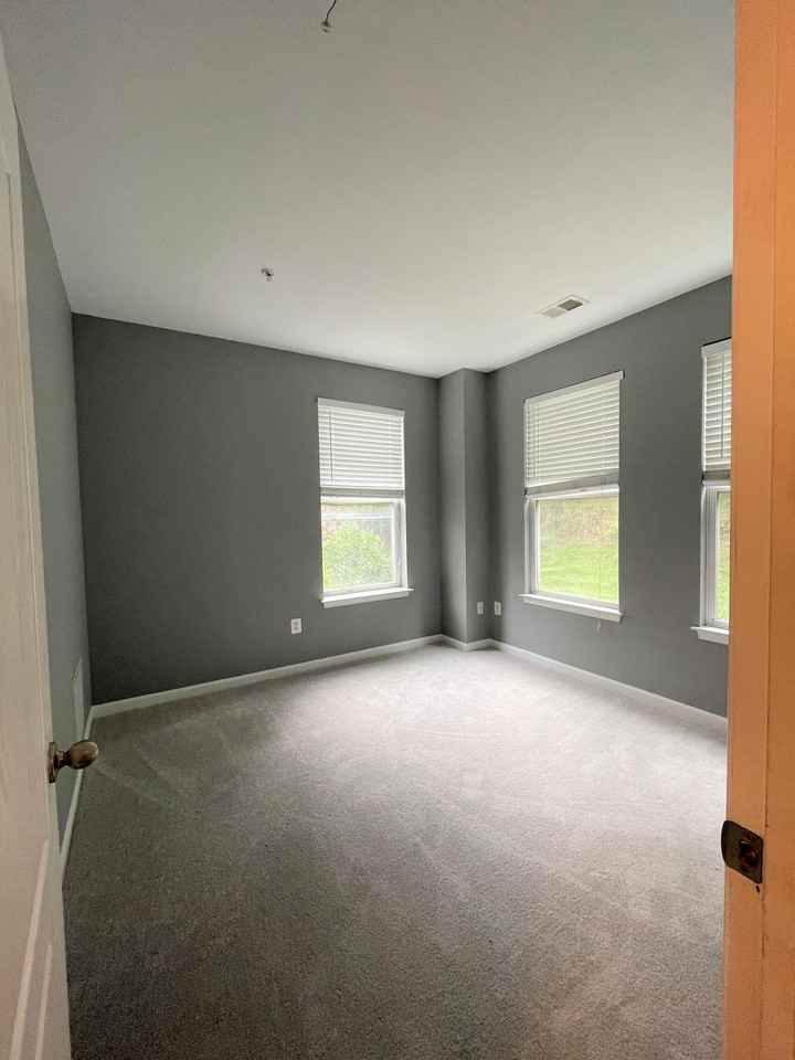 400 Ava Way Ne #1 - Photo 7 of 29