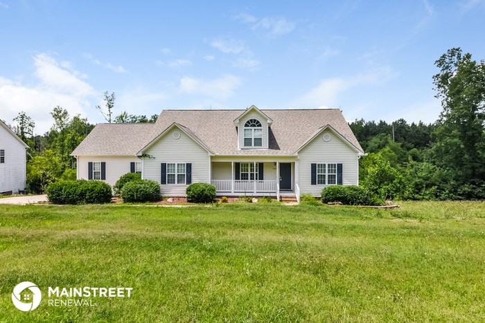 1047 Drew Dr - Photo 2 of 18