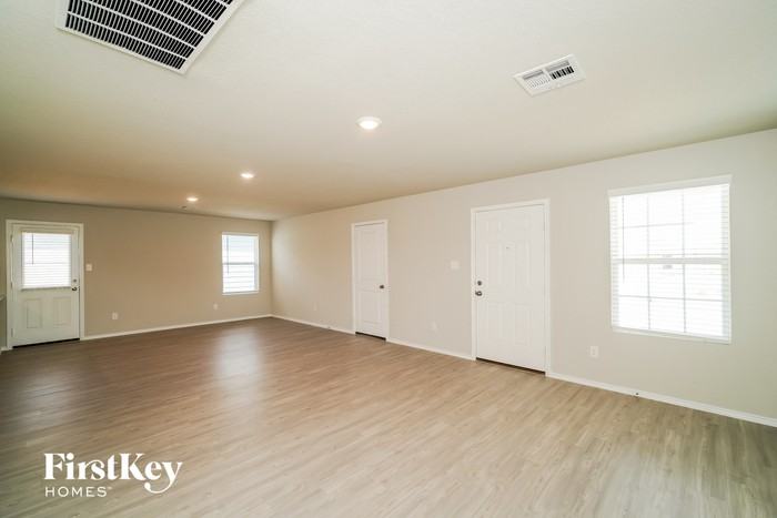 9703 Littleton Grist - Photo 3 of 15