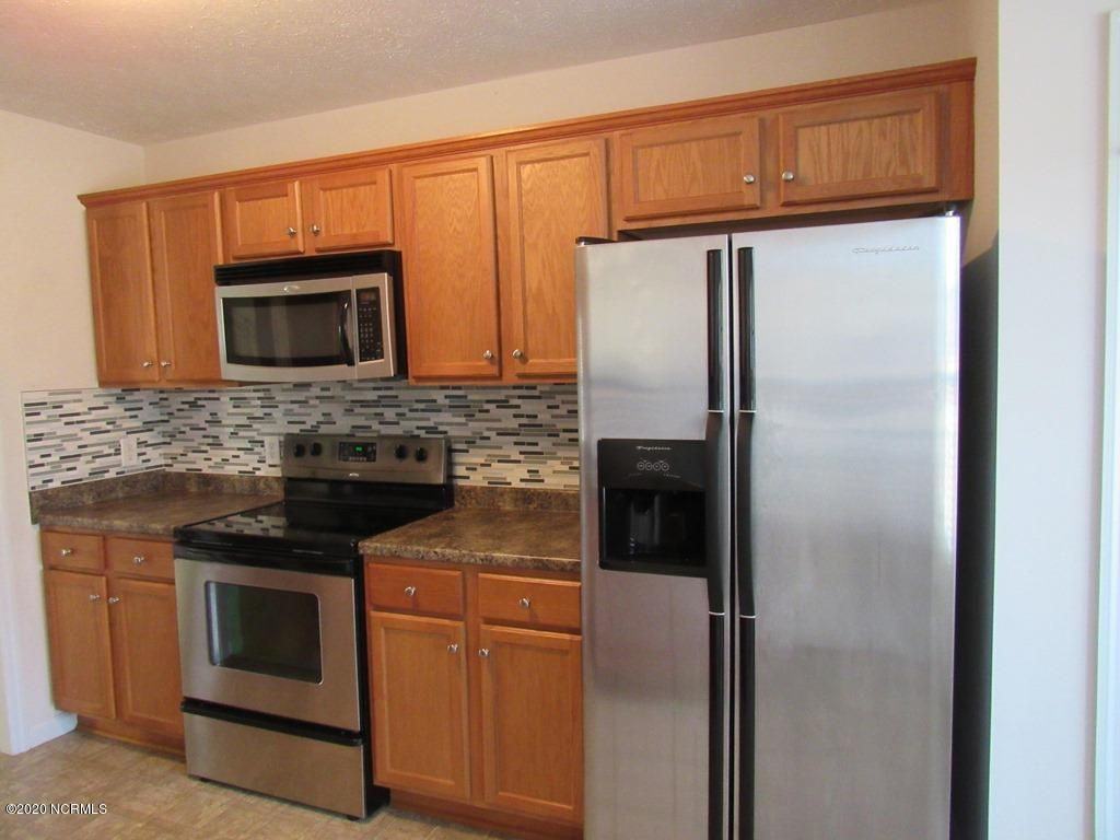 403 Seahawk Court - Photo 3 of 5