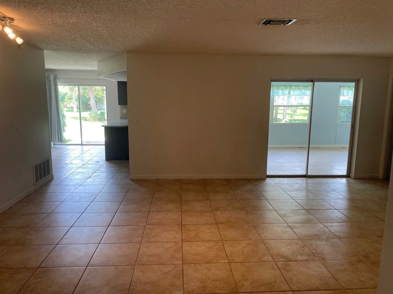 4337 Marine Pkwy - Photo 3 of 22