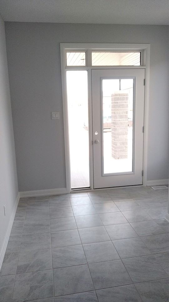 282 Nelson Street East - Photo 2 of 16