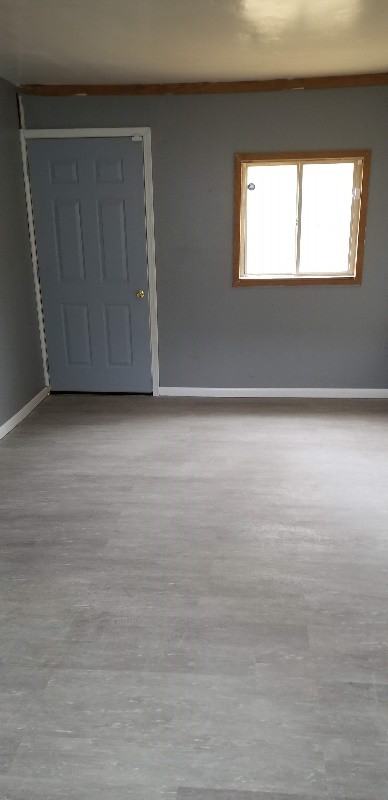 15720 Lexington Ave - Photo 3 of 21