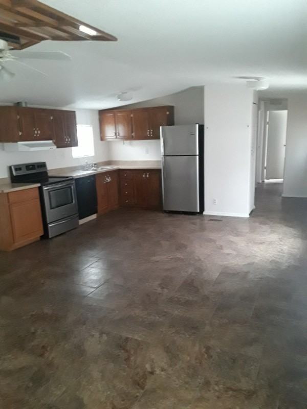 503 Uhland Rd - Photo 3 of 14