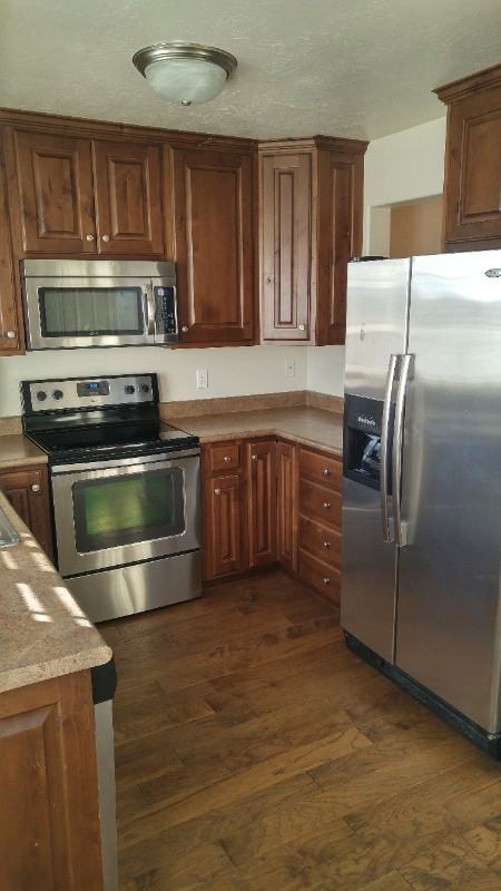 1672 En - Photo 2 of 22