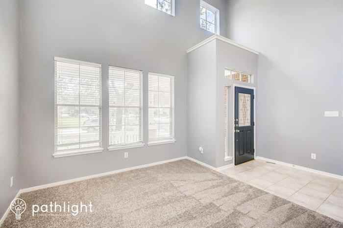 3402 Marion Cir - Photo 2 of 50