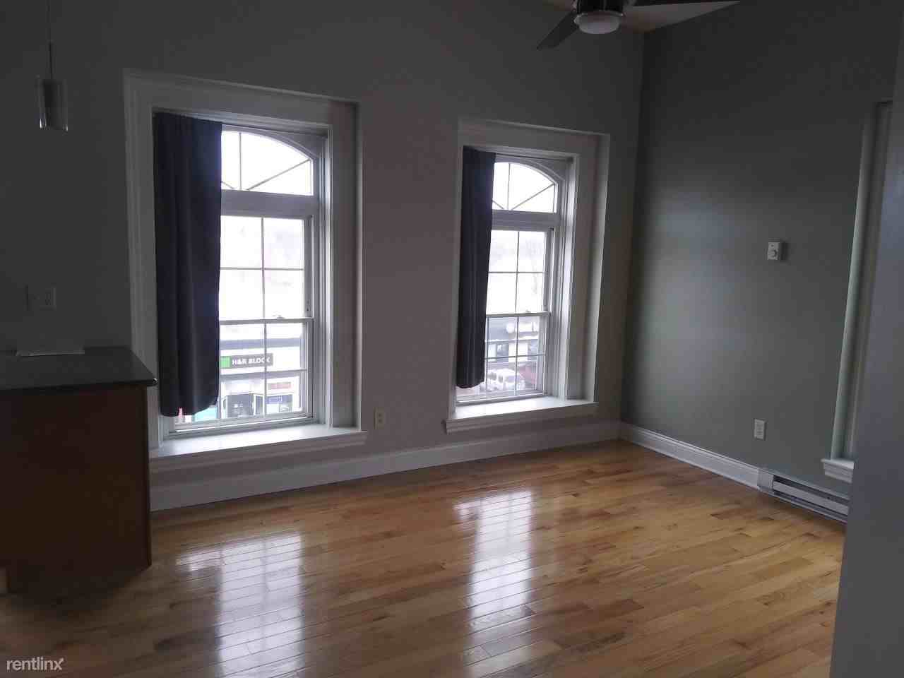 125 N. MAIN STREET - Photo 3 of 6