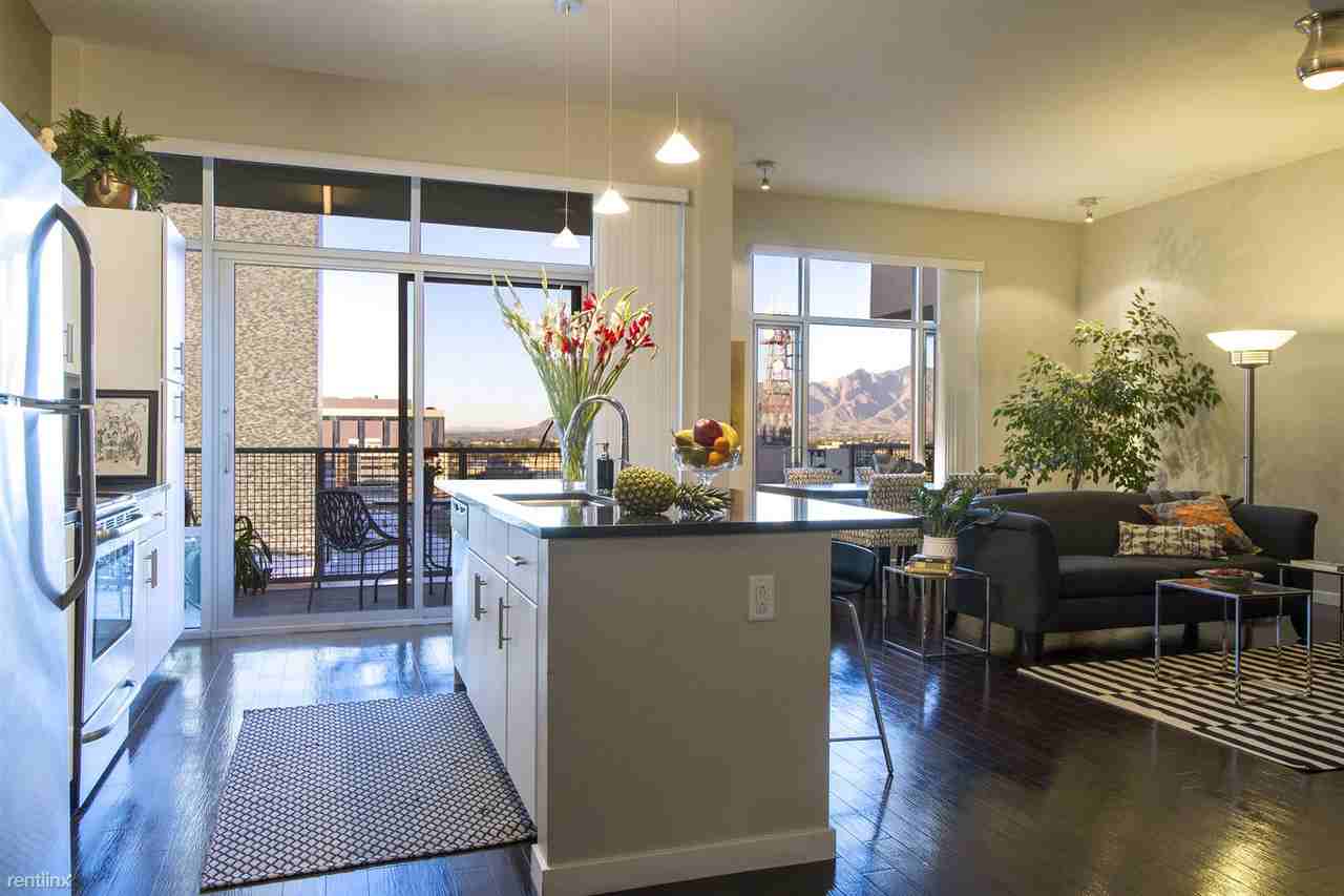 1 E Broadway Blvd - Photo 2 of 10