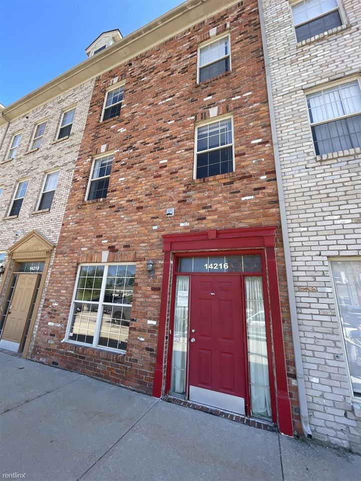 14216 Lakeside Blvd N - Photo 2 of 25