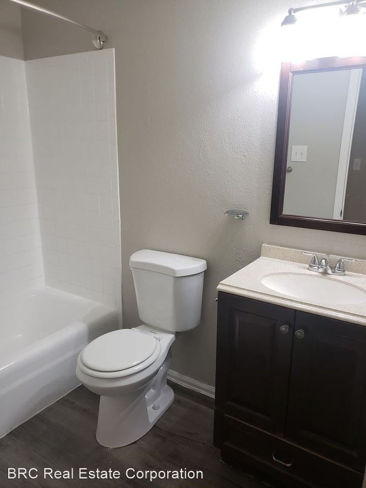 5562 Newland Way - Photo 2 of 7