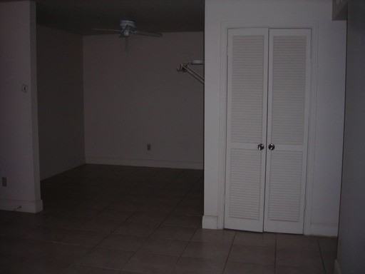 1057 W 38th St #1057 - Photo 3 of 6