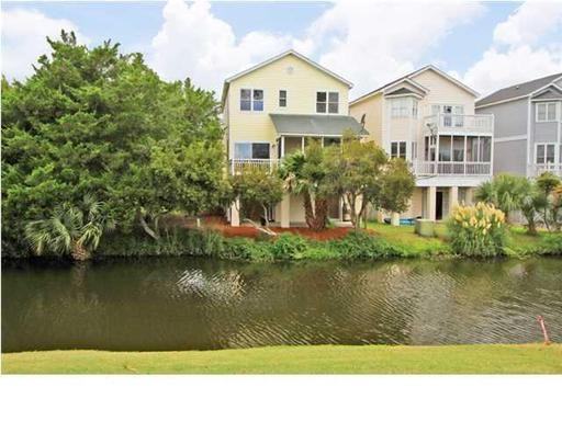 21 Yacht Harbor Ct - Photo 2 of 16