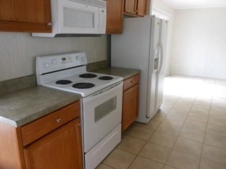 208 Vandemere Rd - Photo 2 of 9