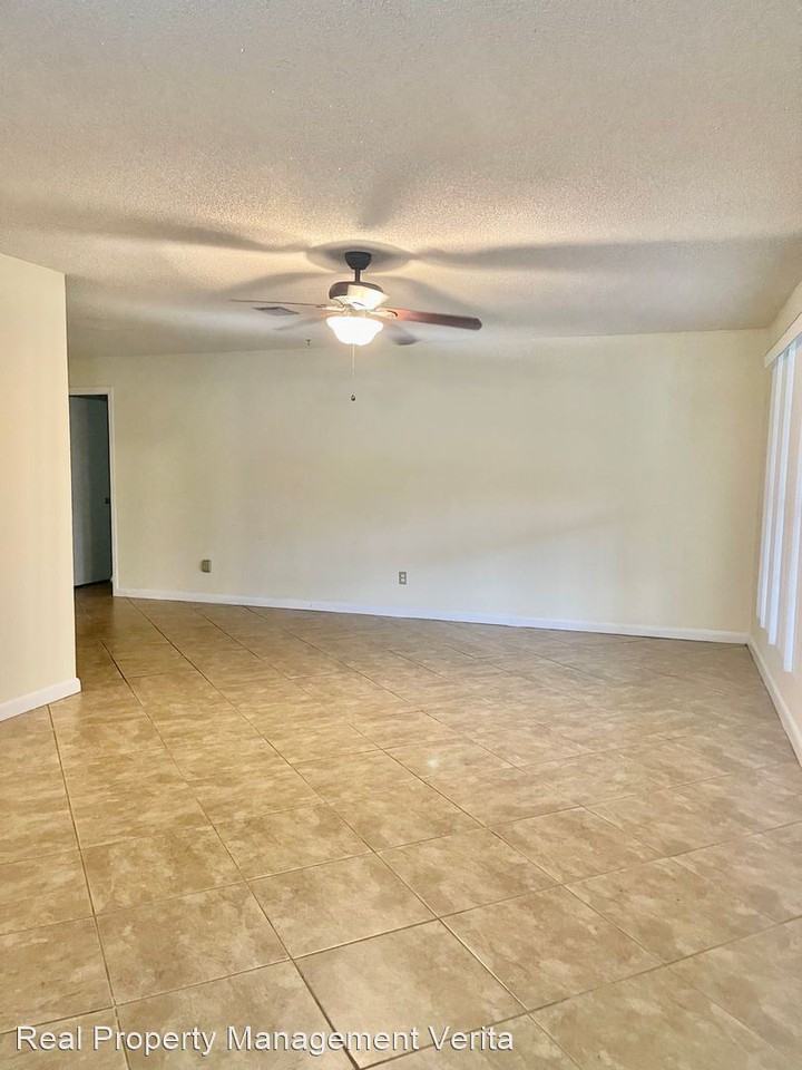 5718 Jacqulyn Dr - Photo 3 of 23