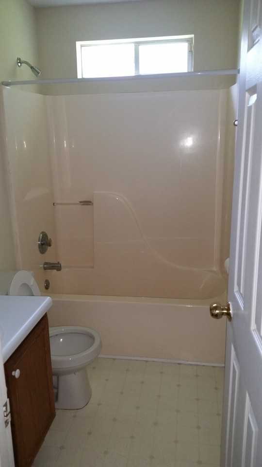1187 Foxwood Dr - Photo 7 of 11