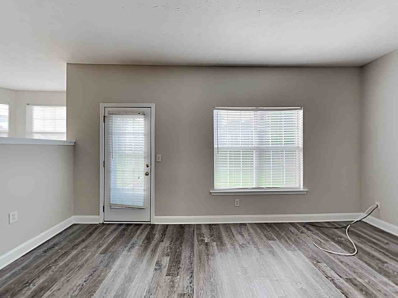 240 Labrea Blvd - Photo 3 of 19