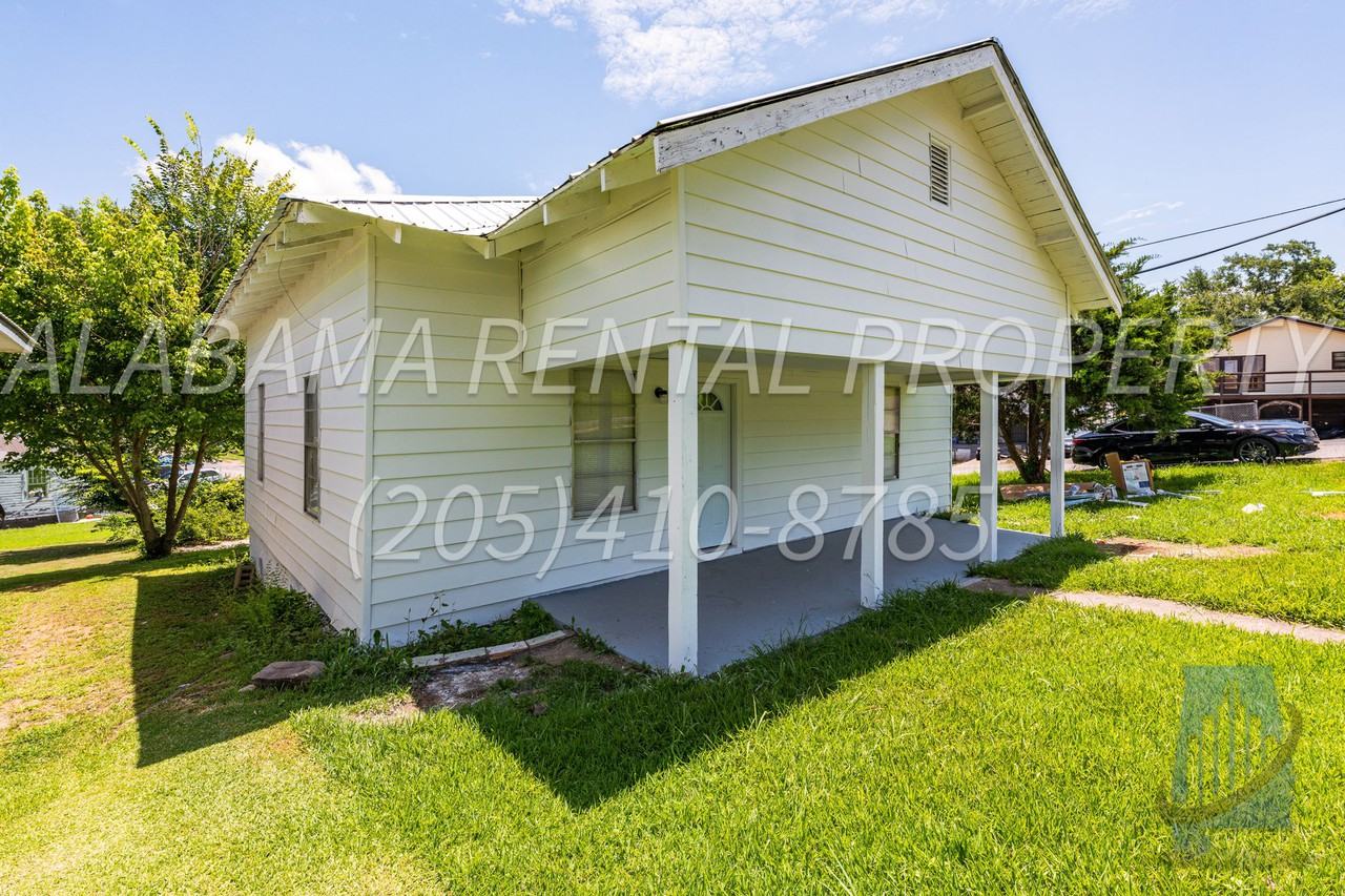 495 Commerce St - Photo 2 of 24