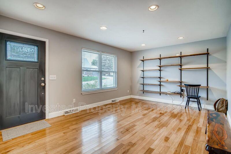 7926 Ingalls St - Photo 3 of 19