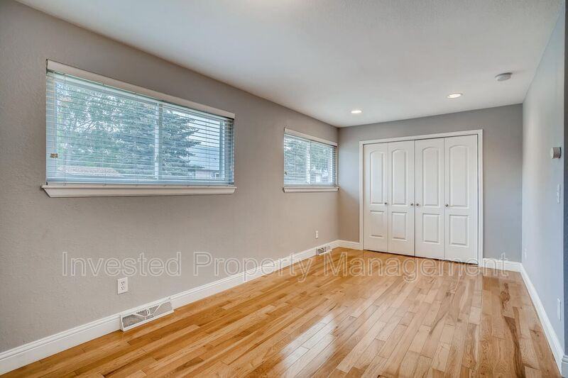 7926 Ingalls St - Photo 7 of 19