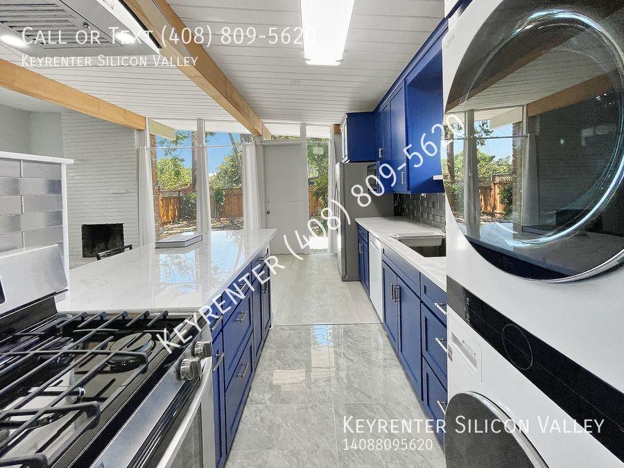 240 W Charleston Rd - Photo 3 of 14