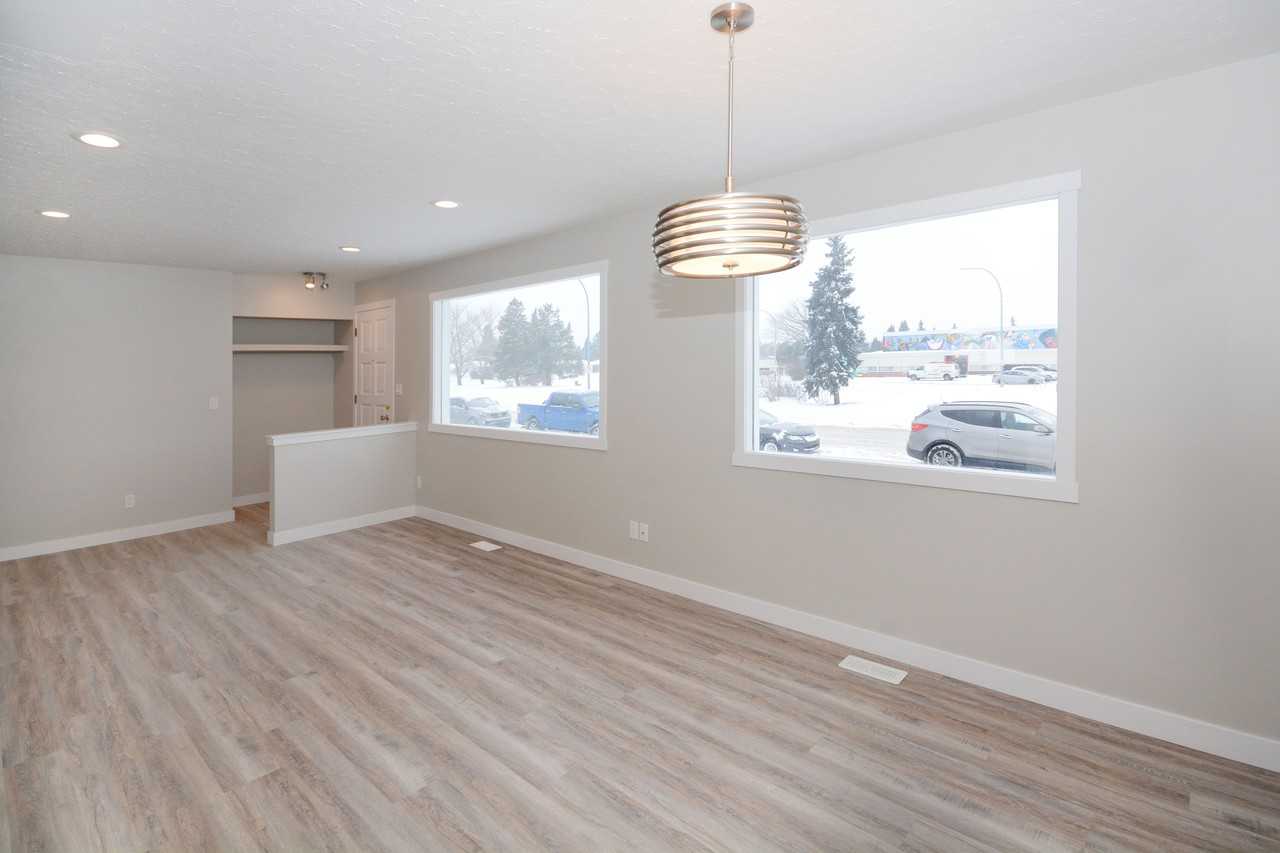 13431 132 Street Northwest - Photo 3 of 19