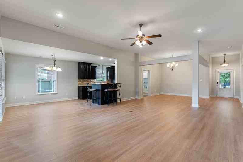 323 Harbor Glen Dr Sw - Photo 7 of 29