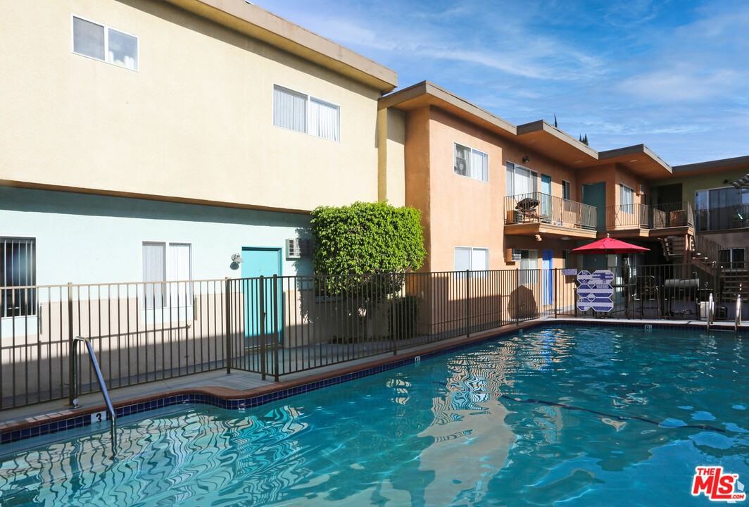 4540 HAZELTINE AVE. - Photo 2 of 2