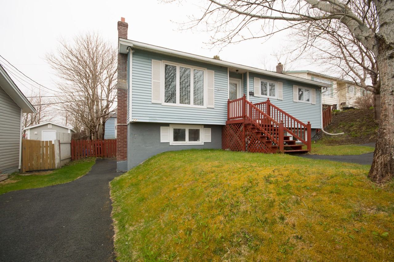 11 Aylward Place - Photo 3 of 11