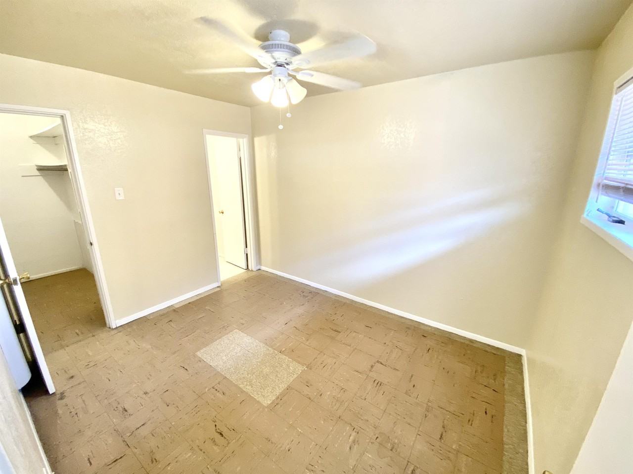 3918 Thomason - 9 #9 - Photo 3 of 12