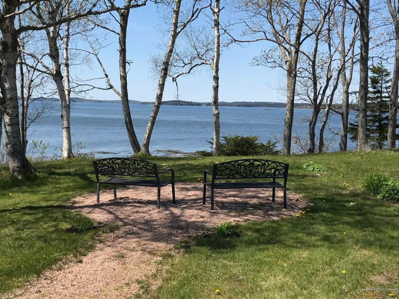 7 Beachwood Bay Dr #4 - Photo 2 of 15